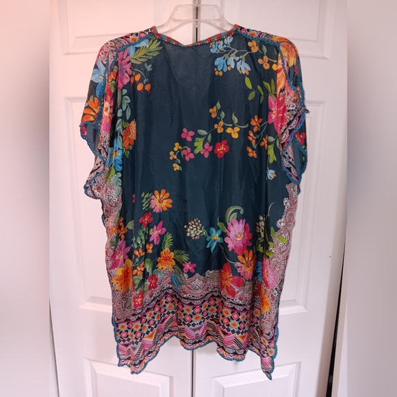 Johnny Was Silk Magdalene Poncho. Size S. NWT!! - Picture 9 of 11